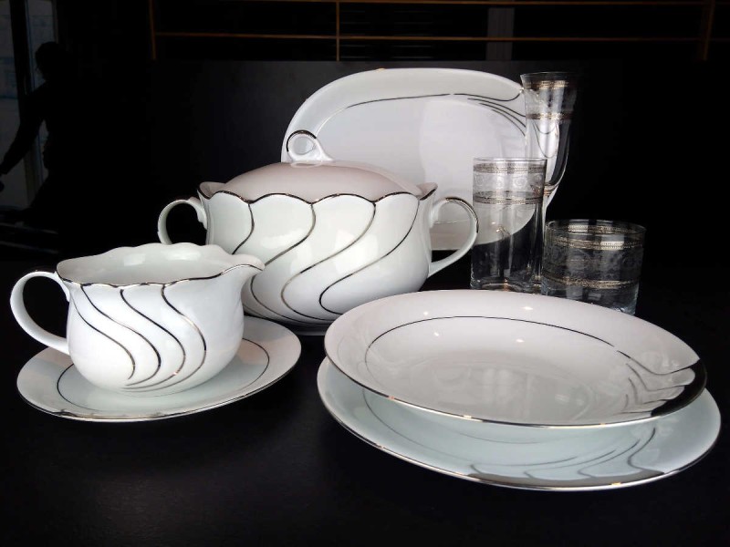 dafne platin serwis obiadowy.jpg